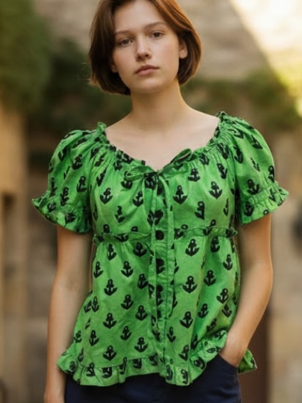 NANETTE LEPORE 90s COTTON NAUTICAL GREEN & NAVY PEASANT TOP ANCHOR PRINT SZ 8